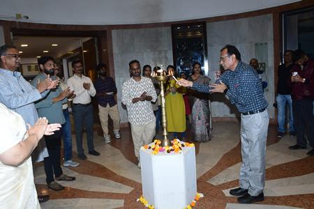 “CHITTADARSHANI” An Art Exhibition By Dhiraj Hadole, Pravin Waghmare, Swapnil Sangole At Jehangir Art Gallery