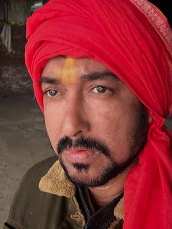 भोजपुरी फिल्मों के दिग्गज अभिनेता संजय पांडेय का फेसबुक अकाउंट और पेज हैक, फैंस से की सावधान रहने की अपील