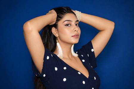 Vidushi Tripathi - Actress (1)